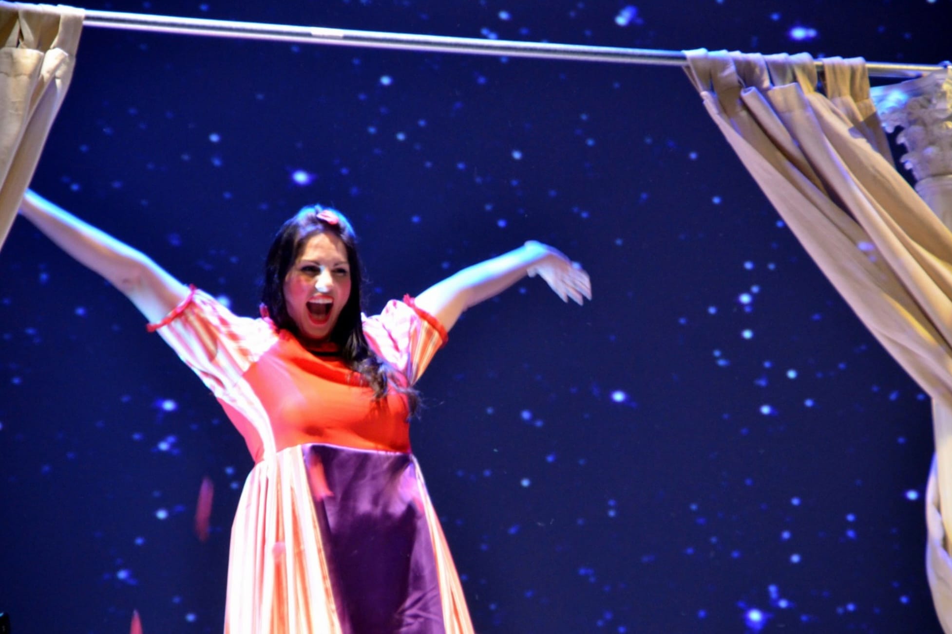 Stephanie DeCiantis — Pagliacci