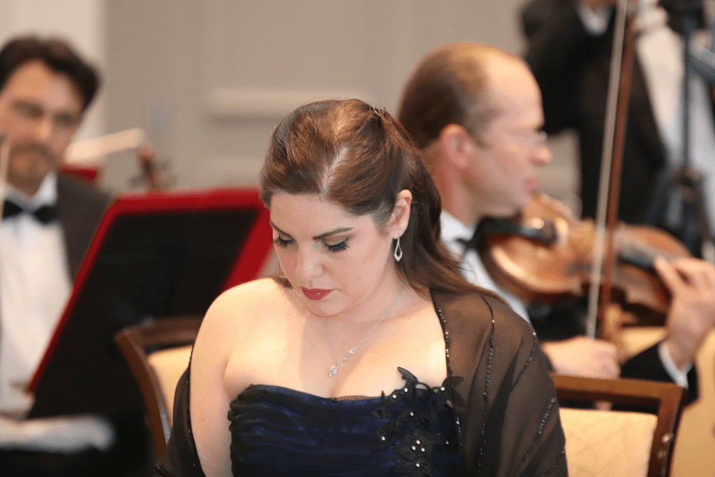 Stephanie DeCiantis performing Shostakovich’s Symphony No. 14